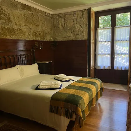 Exclusivo Pazo De Urzaiz En